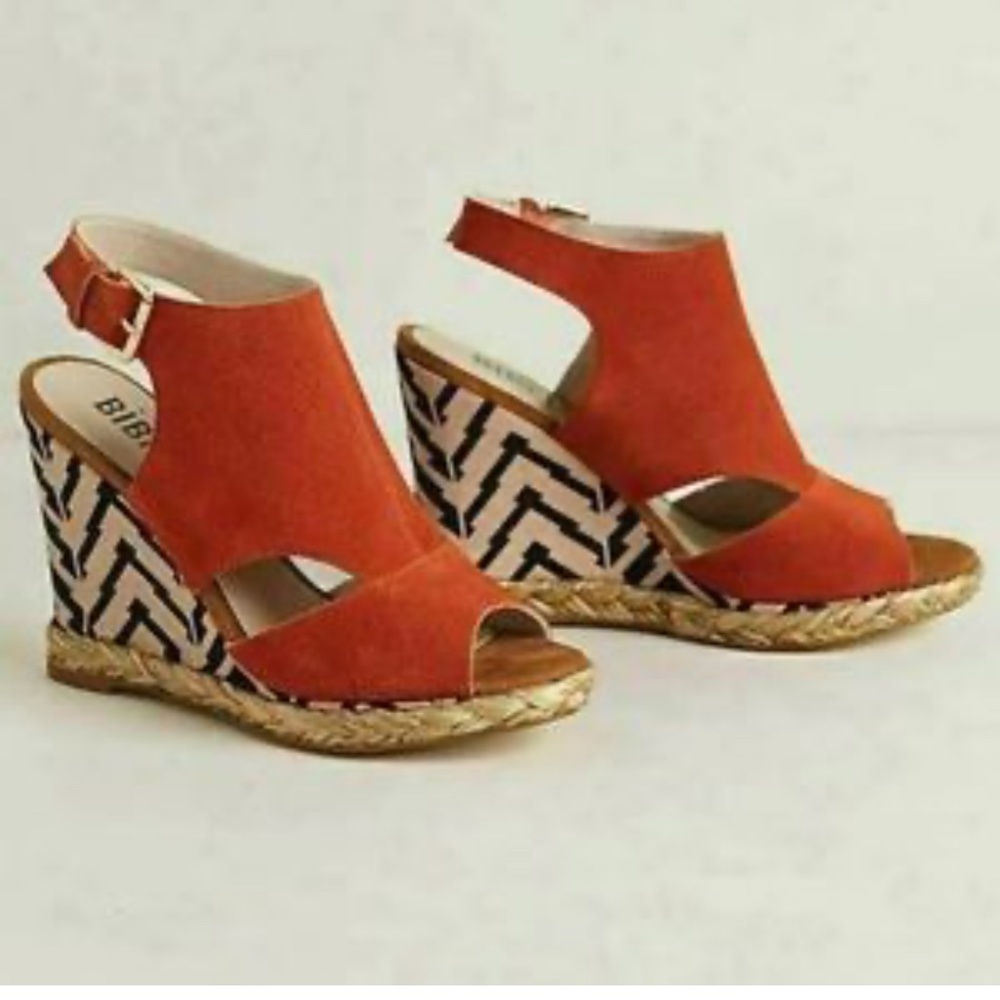 Anthropologie Bibi Lou wedge shoes size 39